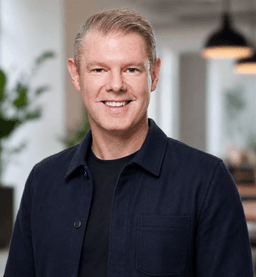 Steven, founder of Fronterio